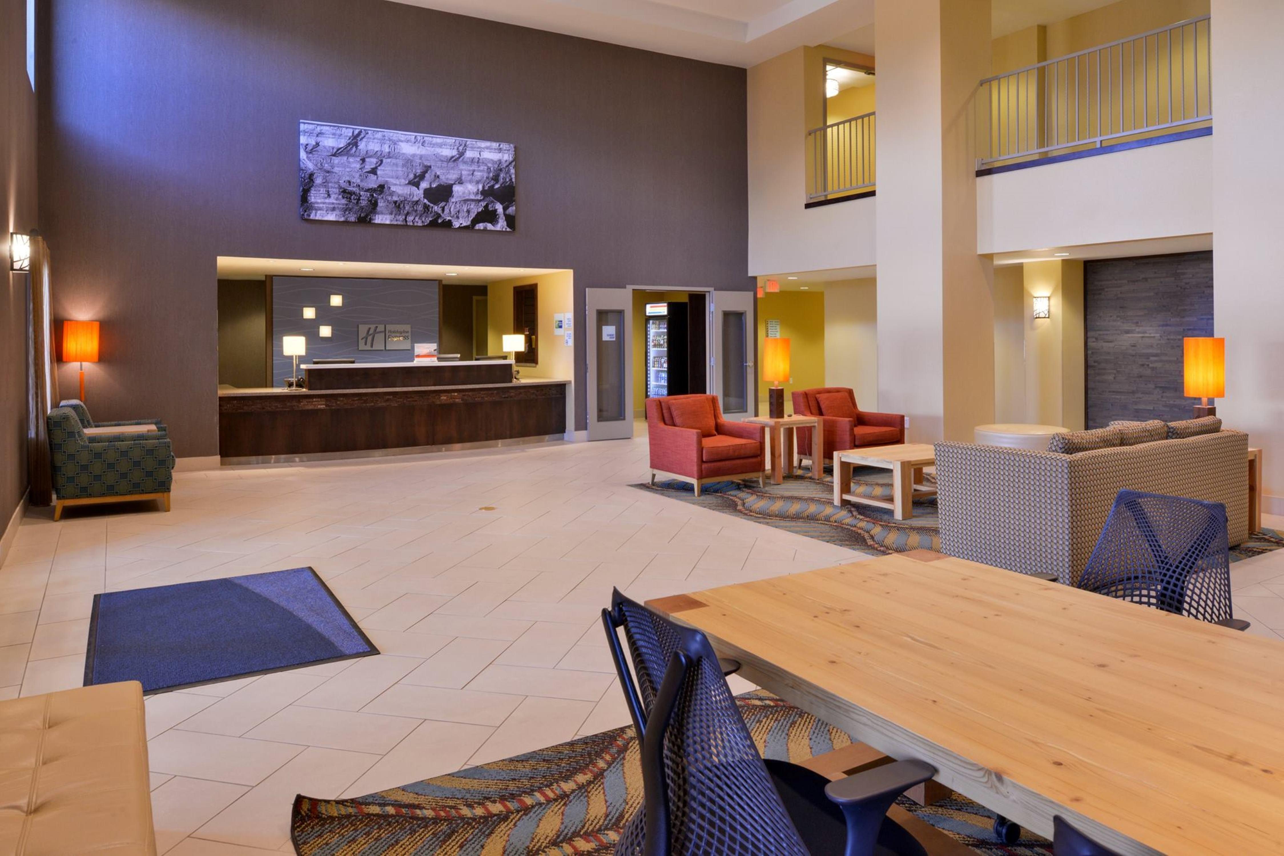 Holiday Inn Express & Suites Page - Lake Powell Area By Ihg Exteriör bild