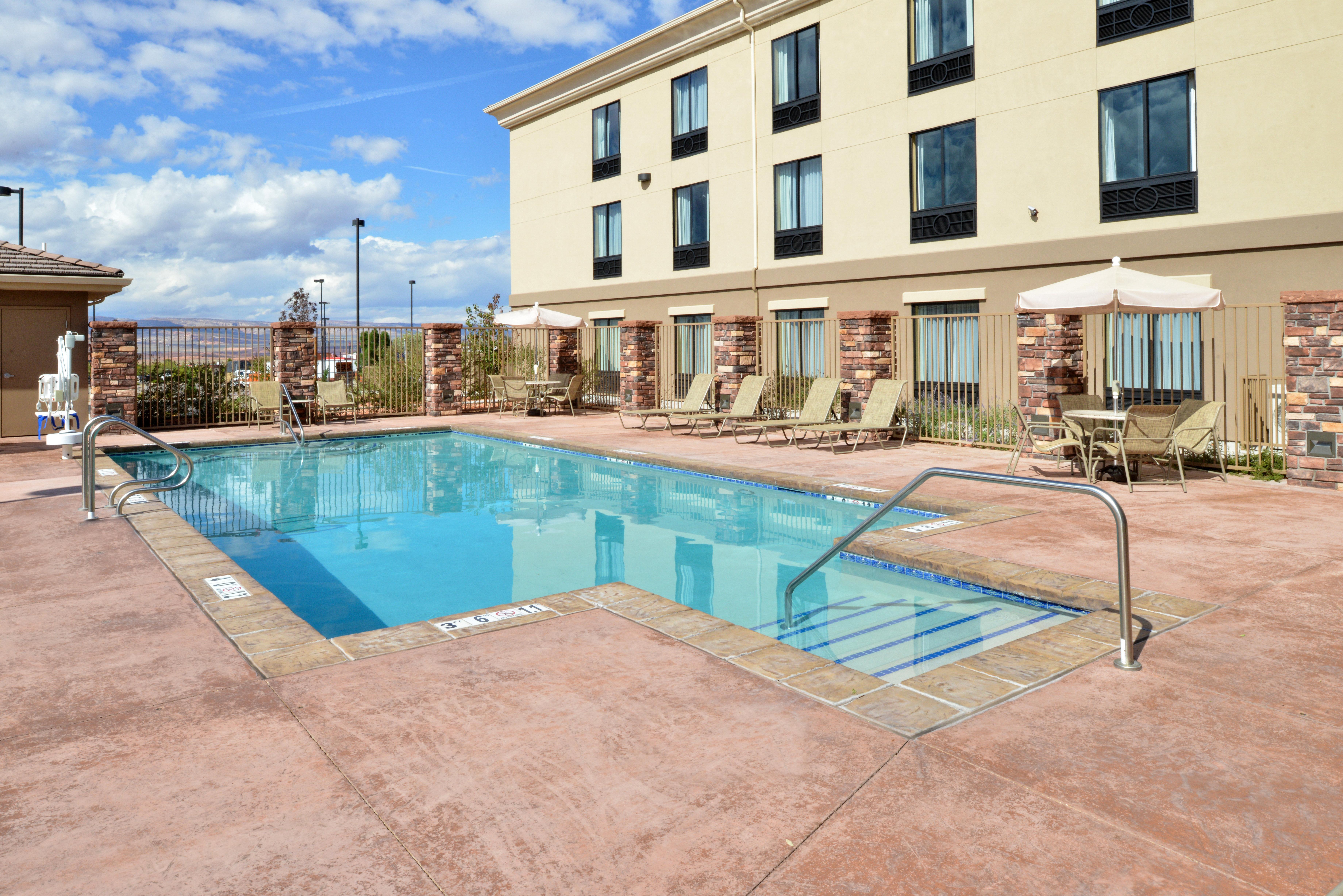 Holiday Inn Express & Suites Page - Lake Powell Area By Ihg Exteriör bild